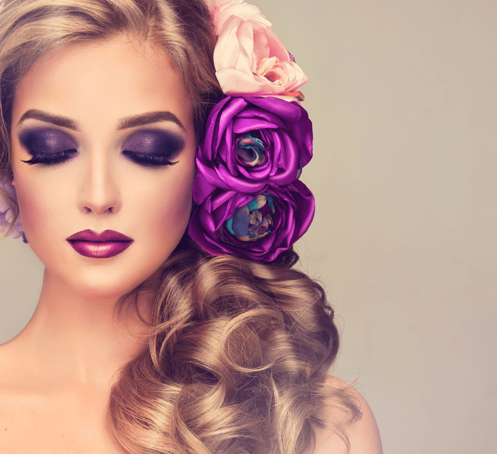 Get a Personalized Makeup Application for the Holidays