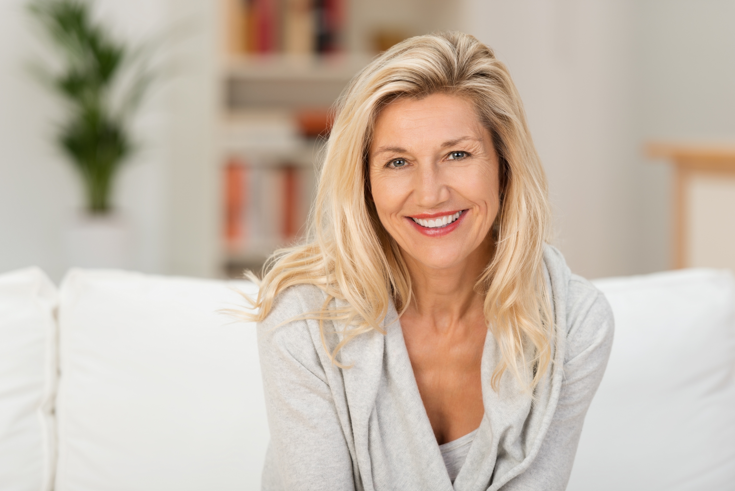 Fabulous at Fifty and Beyond: Unlocking the Hairstyling Magic for Sassy Women
